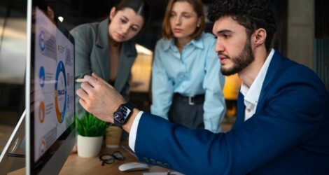 people-office-analyzing-checking